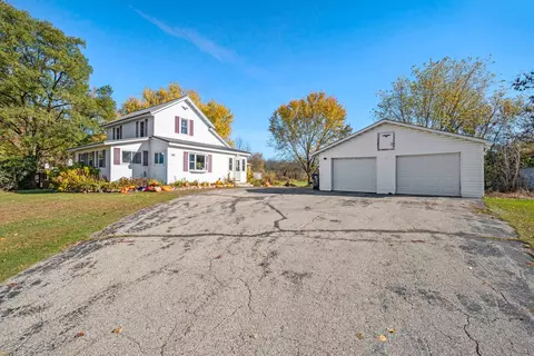 106 N Lemke St, Cecil, WI 54111
