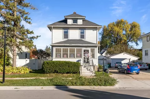113 Ledgeview Ave, Fond Du Lac, WI 54935