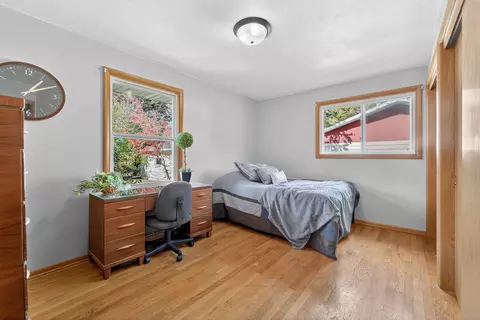 Bedroom - 2201 N Elinor St, Appleton, WI 54914 photo 1 of 6