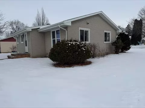 Other - 2201 N Elinor St, Appleton, WI 54914 photo 2 of 4