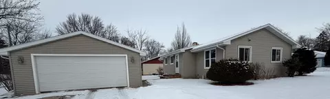 Exterior - 2201 N Elinor St, Appleton, WI 54914 photo 2 of 2