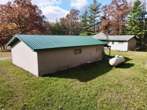 Exterior - 10869 Dall Ln, Suring, WI 54174 photo 4 of 7