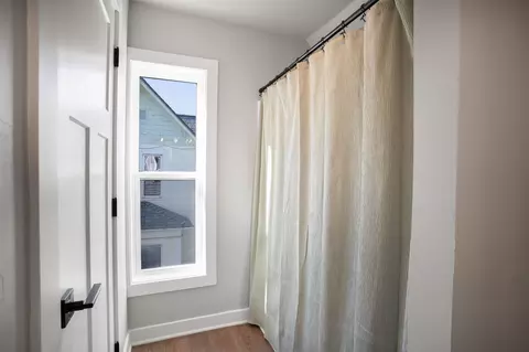 Bath - 845 E Pacific St, Appleton, WI 54911 photo 2 of 3