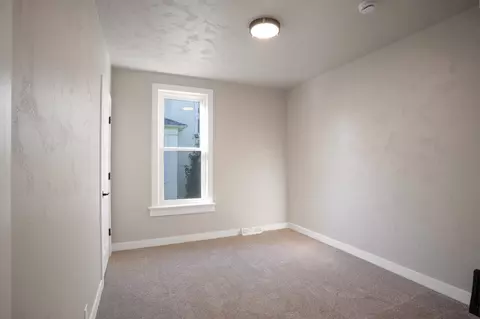 Bedroom - 845 E Pacific St, Appleton, WI 54911 photo 7 of 7