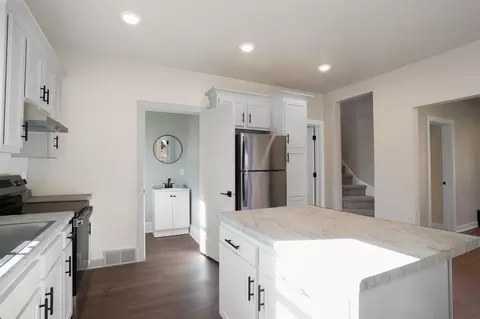 Kitchen - 845 E Pacific St, Appleton, WI 54911 photo 3 of 3