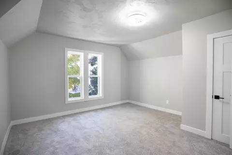 Bedroom - 845 E Pacific St, Appleton, WI 54911 photo 5 of 7