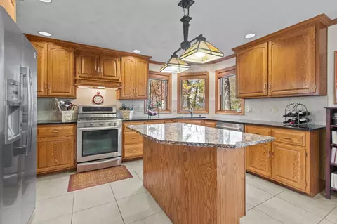 2800 Schaefer Cir, Appleton, WI 54915 photo 9