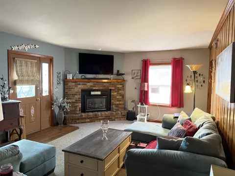 Living - 1936 S Adams St, Appleton, WI 54915 photo 1 of 3