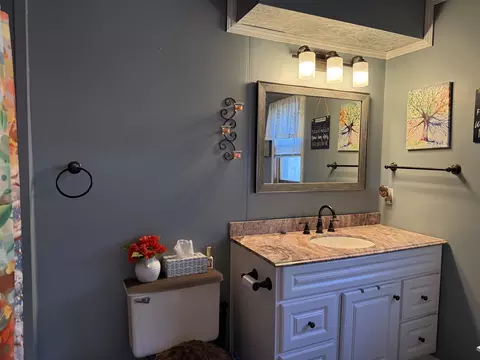 Bath - 1936 S Adams St, Appleton, WI 54915 photo 1 of 1