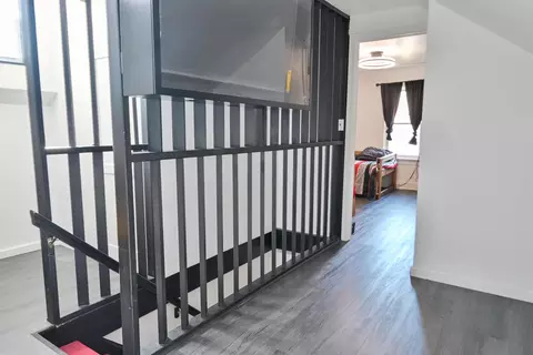 Entry Way - 500 S Pierce Ave, Appleton, WI 54914 photo 1 of 1