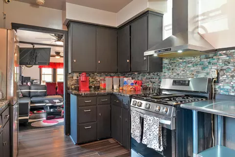 Kitchen - 500 S Pierce Ave, Appleton, WI 54914 photo 2 of 2