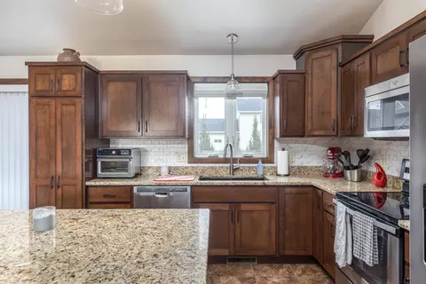 Kitchen - w5724 Jochmann Drive, Appleton, WI 54915 photo 3 of 3