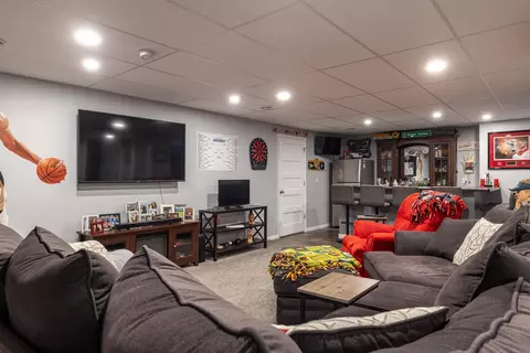Living - w5724 Jochmann Drive, Appleton, WI 54915 photo 4 of 4