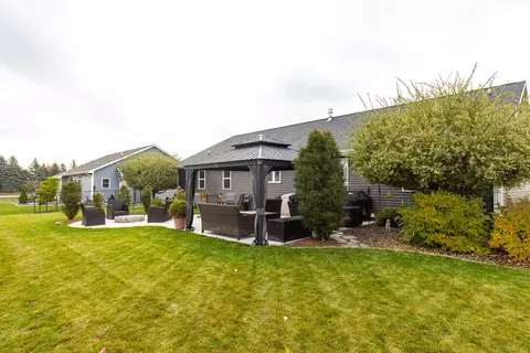 Exterior - w5724 Jochmann Drive, Appleton, WI 54915 photo 7 of 8