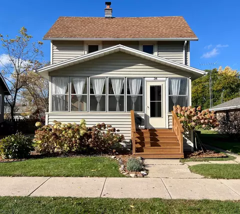 34 S Bell St, Fond Du Lac, WI 54935