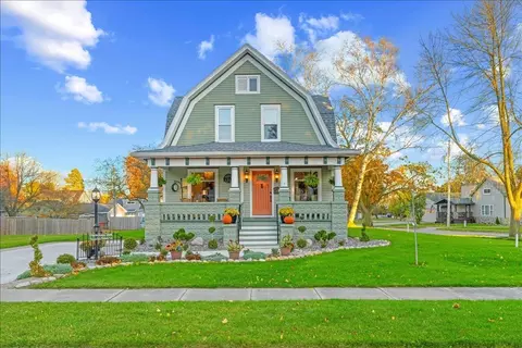 1314 Dodge St, Kewaunee, WI 54216
