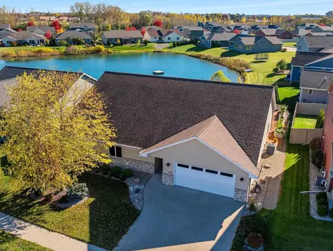 3341 Mockingbird Way, Oshkosh, WI 54904