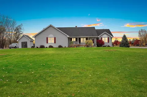 1260 S Pine Tree Rd, De Pere, WI 54115