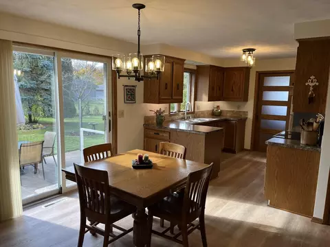 Kitchen - 1501 W Cloverdale Dr, Appleton, WI 54914 photo 1 of 2