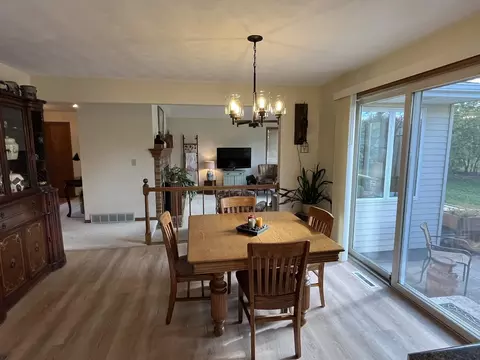 Dining - 1501 W Cloverdale Dr, Appleton, WI 54914 photo 1 of 1