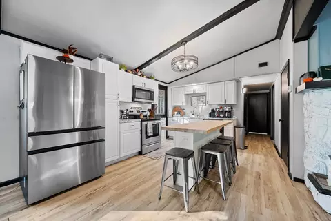Kitchen - 2255 Winwood Dr, Appleton, WI 54915 photo 1 of 4