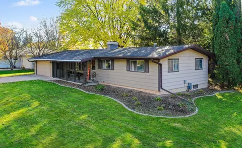 Exterior - 2255 Winwood Dr, Appleton, WI 54915 photo 1 of 8