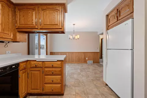 2405 N Erb St, Appleton, WI 54911 photo 15