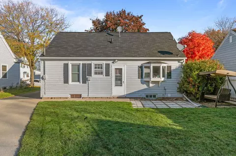 1357 W Spring St, Appleton, WI 54914 photo 5
