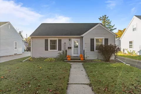 1357 W Spring St, Appleton, WI 54914 photo 3