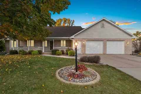 2238 Hopf Ln, De Pere, WI 54115