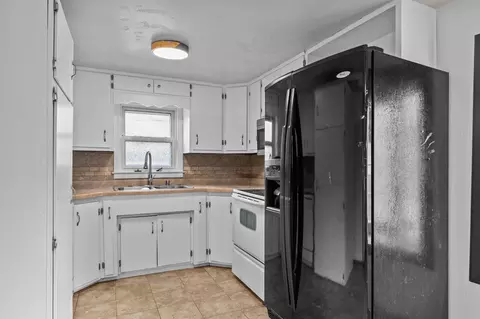 1200 S Kernan Ave, Appleton, WI 54915 photo 9