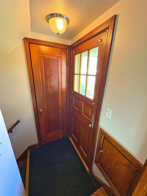 Entry Way - 1612 N Erb St, Appleton, WI 54911 photo 4 of 4