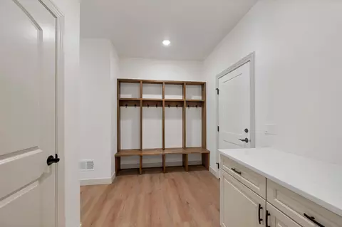 Entry Way - 110 Beckerae Ct, Wrightstown, WI 54180 photo 11 of 15