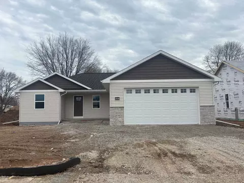 1646 Emerson Ct, Howard, WI 54313