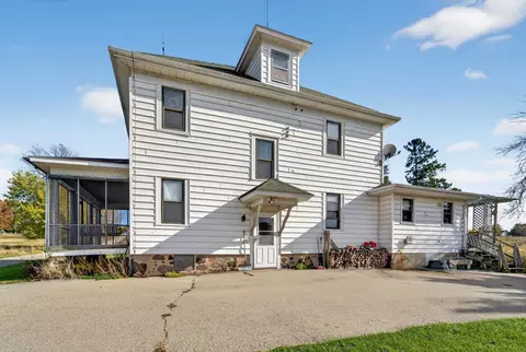 n5697 Skunk Hollow Road, Ripon, WI 54971 photo 4