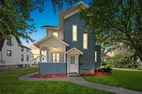 521 Algoma Blvd, Oshkosh, WI 54901