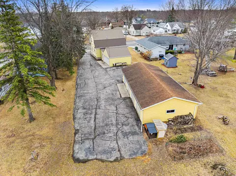 View/Area - 814 Main St, Wrightstown, WI 54180 photo 1 of 4