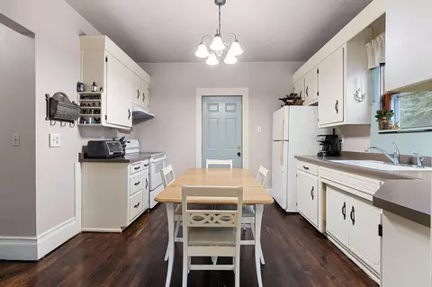 Kitchen - 814 Main St, Wrightstown, WI 54180 photo 1 of 2