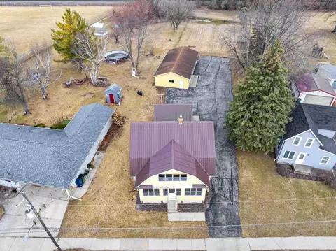 View/Area - 814 Main St, Wrightstown, WI 54180 photo 4 of 4