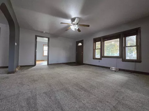Living - 126 E North St, Plainfield, WI 54966 photo 4 of 5