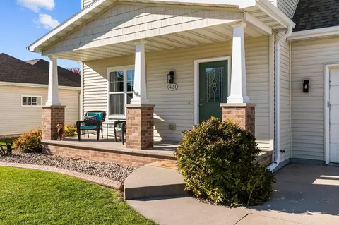 Exterior - 4124 E Glory Ln, Appleton, WI 54913 photo 1 of 8