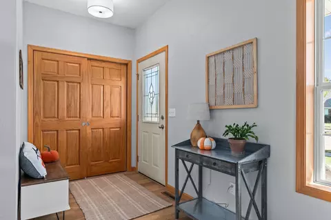 Entry Way - 4124 E Glory Ln, Appleton, WI 54913 photo 1 of 5