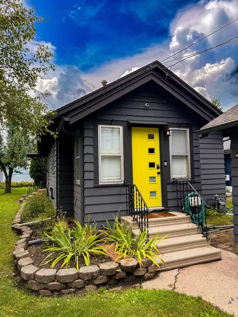 2927 Sunset Point Ln, Oshkosh, WI 54904