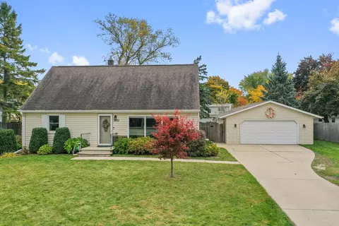 3032 Humboldt Rd, Green Bay, WI 54311