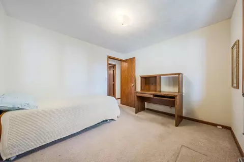 Bedroom - 2635 S Harmon St, Appleton, WI 54915 photo 2 of 7