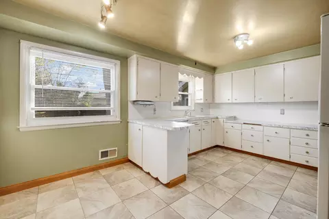 120 Anton Ct, Appleton, WI 54915 photo 13