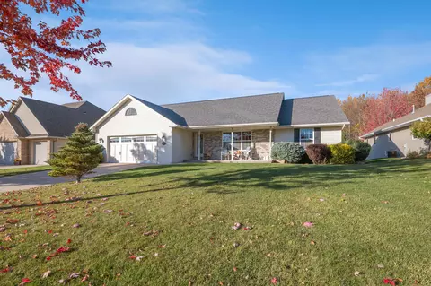 3369 Celine Way, Green Bay, WI 54301