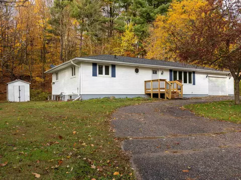 w12792 Uecker Street, Caroline, WI 54928