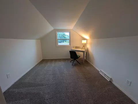 Bedroom - 227 E Winnebago St, Appleton, WI 54911 photo 12 of 13