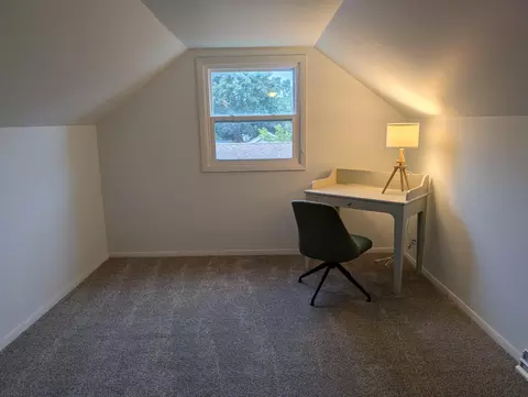 Bedroom - 227 E Winnebago St, Appleton, WI 54911 photo 11 of 13
